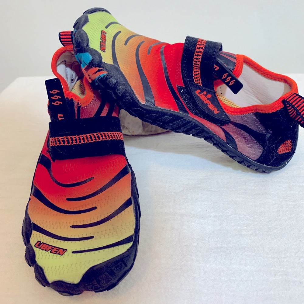Kids Water Shoes, EU size 32/ US 1